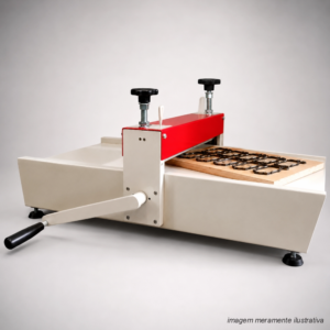Máquina de Corte e Vinco